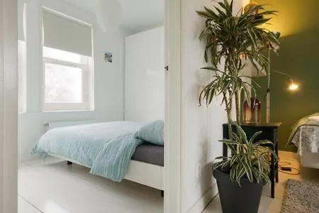 Adam & Eve - Bed & Breakfast